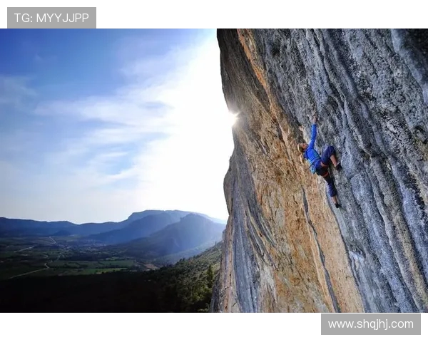 攀岩女神周芳专访揭秘成功秘诀与挑战心路历程 攀岩女神周芳专访揭秘成功秘诀与挑战心路历程