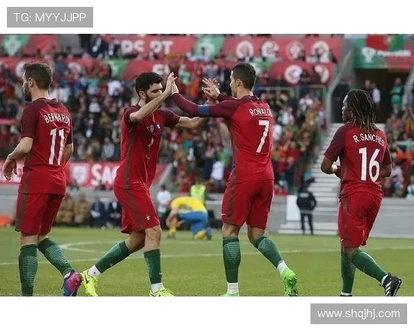 西安足球队在世界锦标赛积分榜上以56分稳居第一名,展现强劲实力 西安足球队在世界锦标赛积分榜上以56分稳居第一名,展现强劲实力