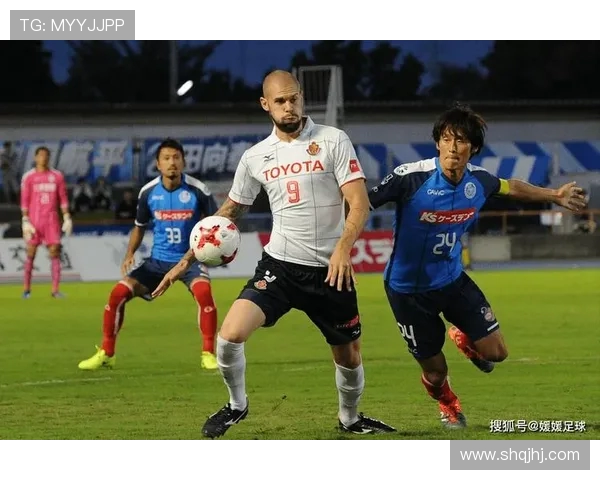 东京绿茵迎战长崎航海激情对决展现足球魅力与团队精神