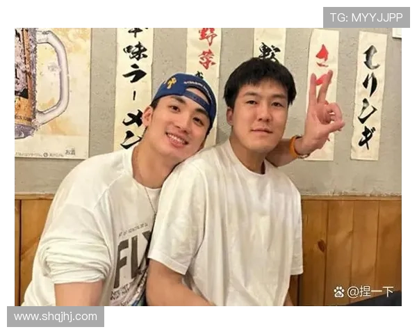 于德豪的成长之路与未来展望：从青涩少年到行业领军人物的蜕变与思考