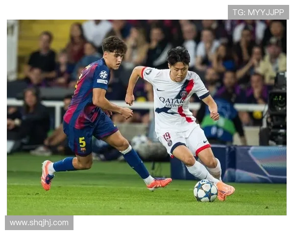 巴黎圣日曼与巴塞罗那巅峰对决足球巨星齐聚一堂的精彩赛事