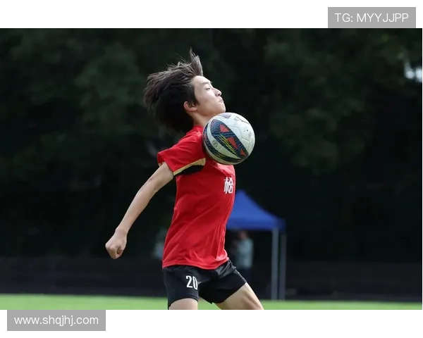 杯赛特别报道：上海足球队的逆袭之旅